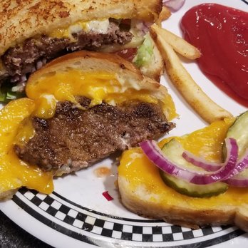 Cool Cat Cafe - Where's the beef?!? - American Near Me - Pismo Beach, California Cool Cat Cafe - Where's the beef?!? - American Near Me - Pismo Beach, California
