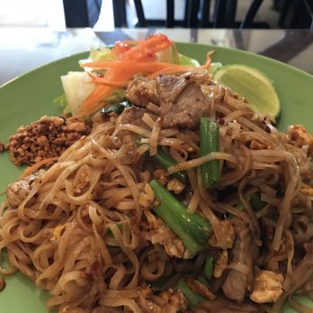 Thai Palace - Beef pad Thai and chicken Larb - Thai Near Me - Sevierville, Tennessee