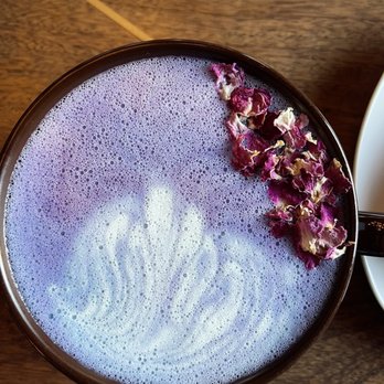 Parlor Public House - Butterfly Tea Lattee - Coffee & Tea Near Me - Indianapolis, Indiana