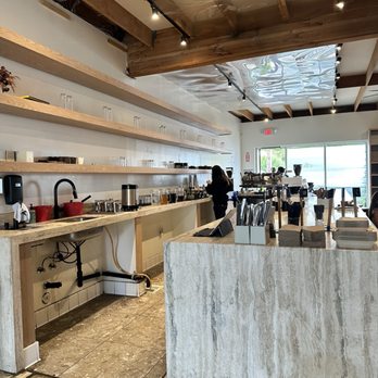 Eller Bakery - Coffee bar - Bakeries Near Me - Costa Mesa, California