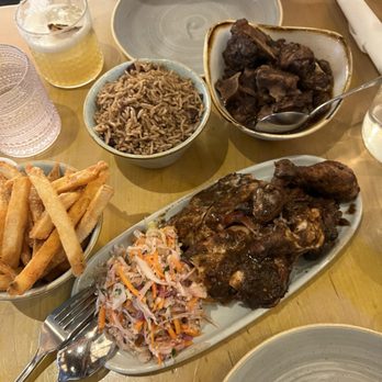 Chubby's Jamaican Kitchen - Fries, oxtail stew, chubbys coleslaw, jerk chicken - Caribbean Near Me - Toronto, Ontario Chubby's Jamaican Kitchen - Fries, oxtail stew, chubbys coleslaw, jerk chicken - Caribbean Near Me - Toronto, Ontario