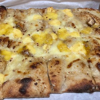Driftwood Oven - 16" Four Cheese - Pizza Near Me - Pittsburgh, Pennsylvania Driftwood Oven - 16" Four Cheese - Pizza Near Me - Pittsburgh, Pennsylvania