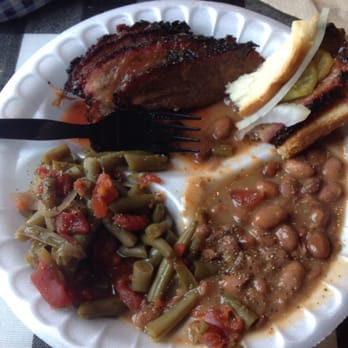 Rusty Bucket JawSmacking BBQ - Brisket is on point! Spicy green beans are dope and the beans are nice and roasty! - Barbeque Near Me - San Antonio, Texas Rusty Bucket JawSmacking BBQ - Brisket is on point! Spicy green beans are dope and the beans are nice and roasty! - Barbeque Near Me - San Antonio, Texas