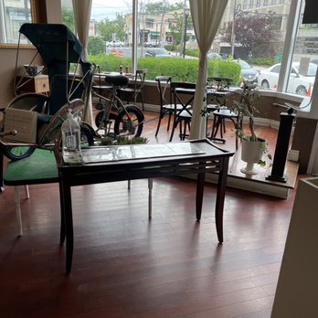 Saigon Kitchen - Vietnamese Near Me - Fort Lee, New Jersey
