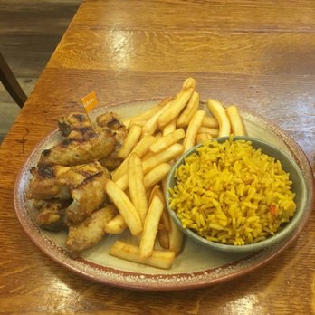 Nando's - Yum - Chicken Shop Near Me - London, XGL Nando's - Yum - Chicken Shop Near Me - London, XGL