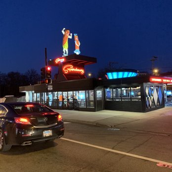 Superdawg Drive-In - 6363 N Milwaukee location. The whole place is retro cool. - Hot Dogs Near Me - Chicago, Illinois Superdawg Drive-In - 6363 N Milwaukee location. The whole place is retro cool. - Hot Dogs Near Me - Chicago, Illinois