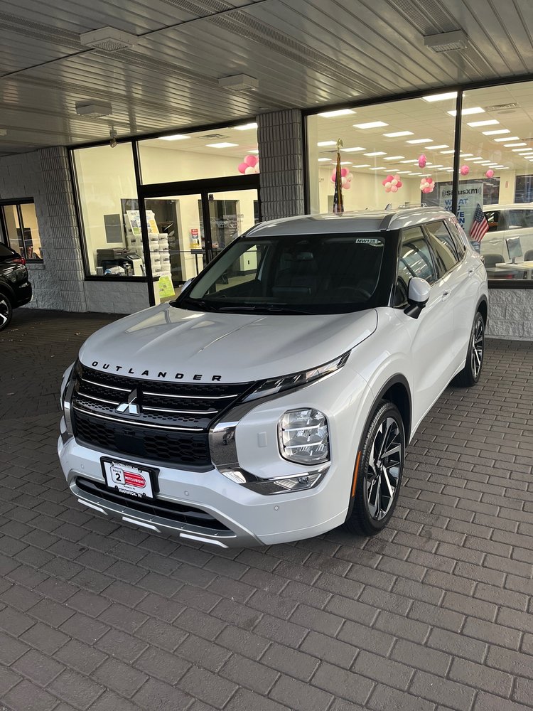 ROUTE 2 MITSUBISHI Updated October 2024 870 Quaker Ln, East