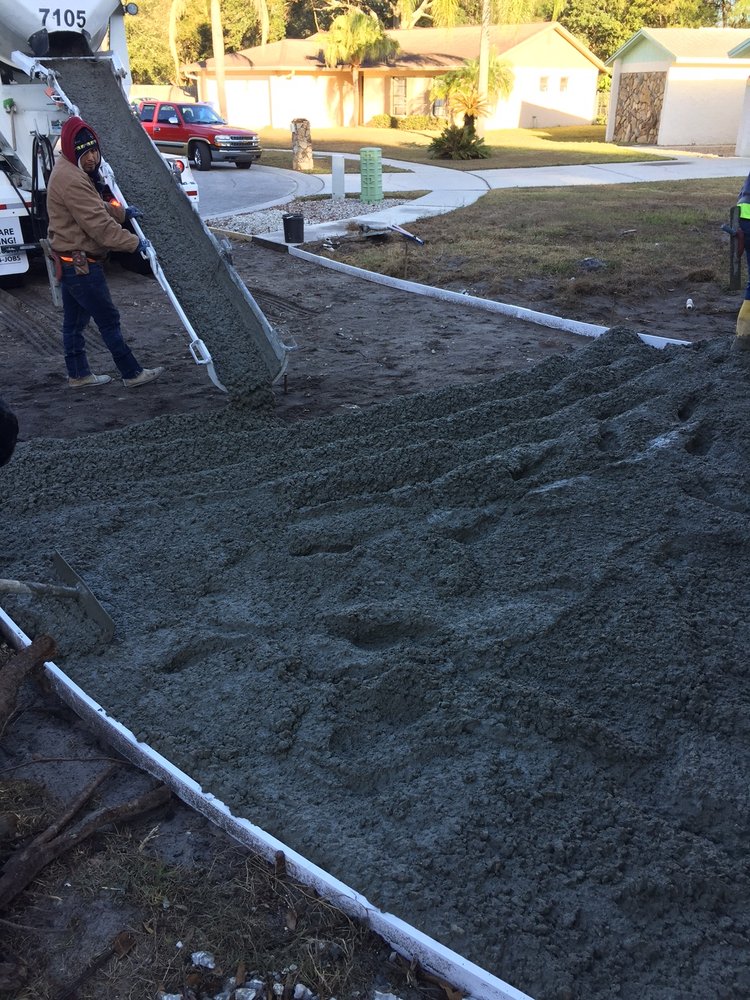 Slide of Graco Construction