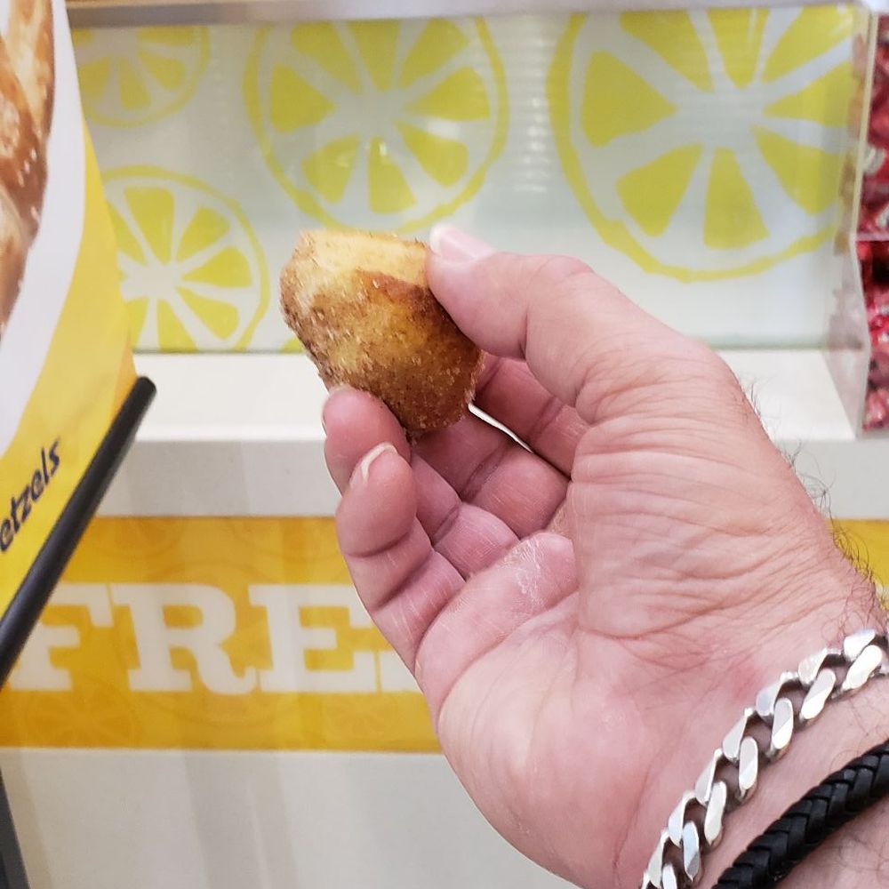 Wetzel's Pretzels - Pretzels Near Me - Sunrise, Florida Wetzel's Pretzels - Pretzels Near Me - Sunrise, Florida