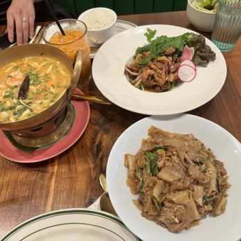 Mitr Thai - Pad Se-Ew, soft shell crab special, and the Tom Yum Goong (GF) - Thai Near Me - New York, New York