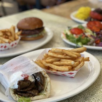 Waterfront Pizza - Pizza Near Me - Foster City, California