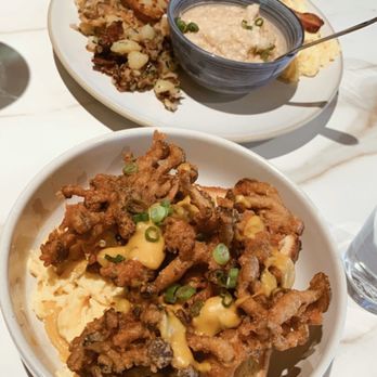Falling Rabbit - Brunch portions - New American Near Me - Duluth, Georgia