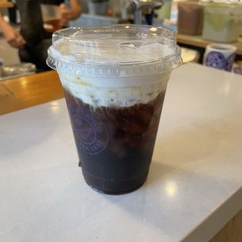 The Coffee Bean & Tea Leaf - Vanilla cold brew with cream cap - Coffee & Tea Near Me - Rancho Cucamonga, California The Coffee Bean & Tea Leaf - Vanilla cold brew with cream cap - Coffee & Tea Near Me - Rancho Cucamonga, California