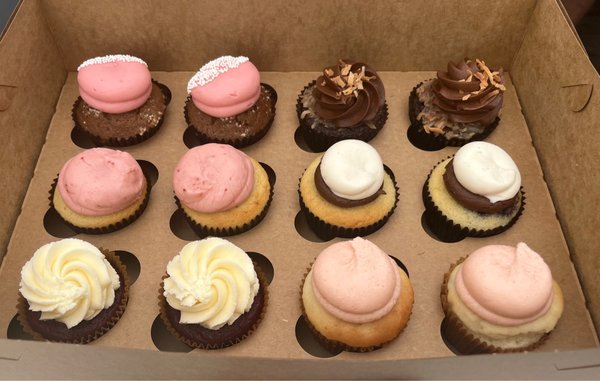 Happy Bakeshop by null