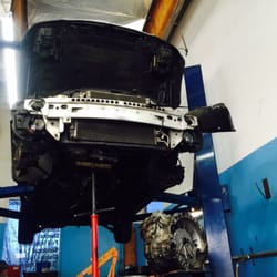 Central Auto Repair - Mini getting new tranny