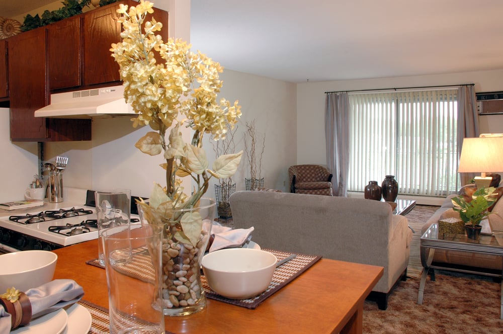 MOONRAKER APARTMENTS Updated September 2024 15 Photos 5521