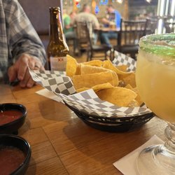Chips, salsa and drinks