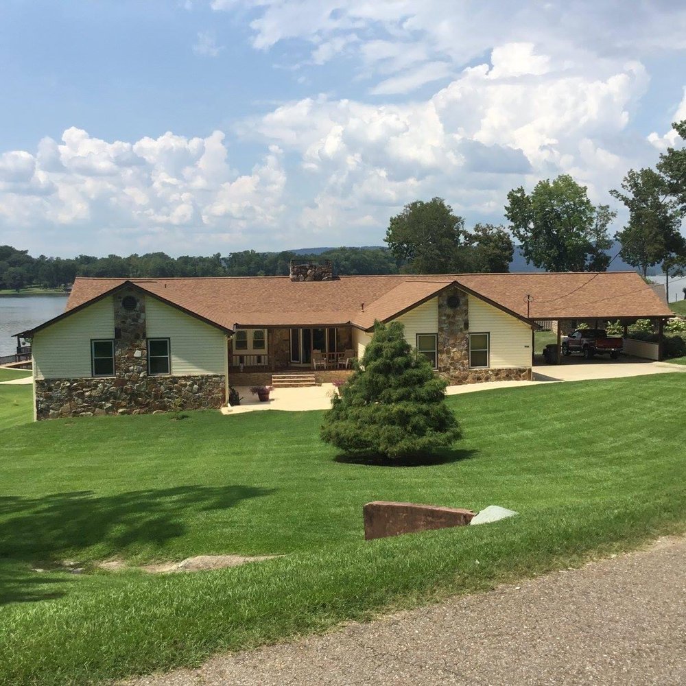 Slide of D & G Roofing Contractors