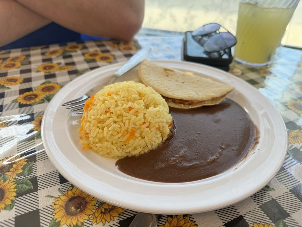 Quiche Restaurante Guatemalteco