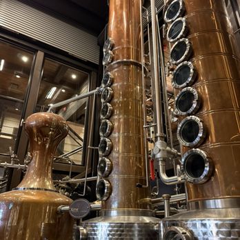 Park Distillery - Canadian (New) Near Me - Banff, Alberta