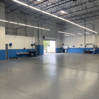 Tech Center Collision - Collision Repair Department - Body Shops Near Me - Santa Ana, California