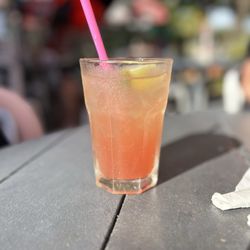 The Mont - Bay Breeze (vodka, cranberry, pineapple)