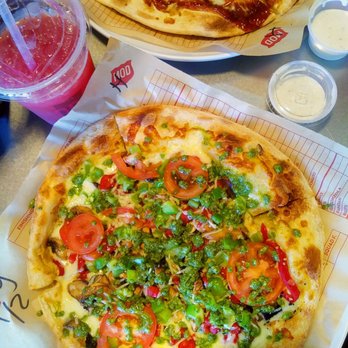 MOD Pizza - 'Tristan' veggie pesto pizza and 'Caspian' bbq pizza. Blackberry lemonade. - Fast Food Near Me - Santa Rosa, California MOD Pizza - 'Tristan' veggie pesto pizza and 'Caspian' bbq pizza. Blackberry lemonade. - Fast Food Near Me - Santa Rosa, California