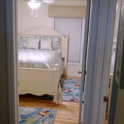 Colonnade Inn - Bedroom #1