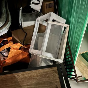 Ultimate Moving Services - Broken items - Movers Near Me - Minneapolis, Minnesota