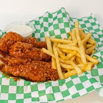Best Damn Chicken - 3 piece buffalo tender - Chicken Wings Near Me - Chatsworth, California Best Damn Chicken - 3 piece buffalo tender - Chicken Wings Near Me - Chatsworth, California