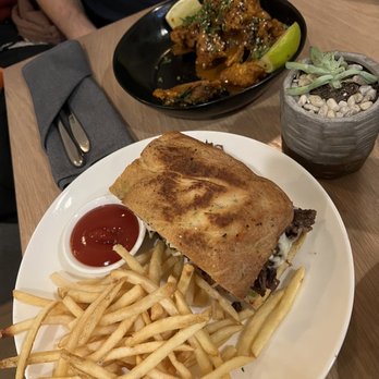 The Warbler - Pasta Shops Near Me - Chicago, Illinois