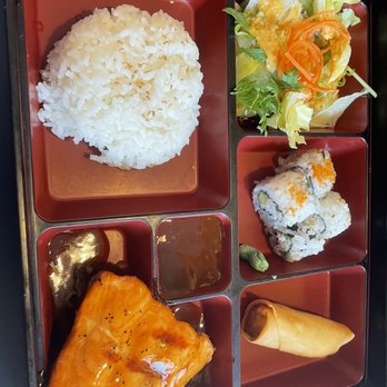 Sushi Hana - Salmon lunch special - Sushi Bars Near Me - Affton, Missouri