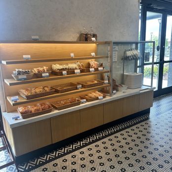 Paris Baguette - Bakeries Near Me - Atlanta, Georgia