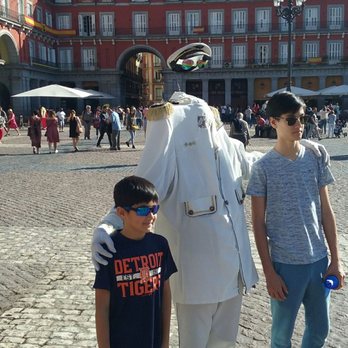Plaza Mayor - Ghost from the auto-da-fe - Landmarks & Historical Buildings Near Me - Madrid, M