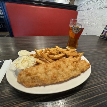 Fish and Sips - 7 oz cod and chips - Fish & Chips Near Me - Collingwood, Ontario