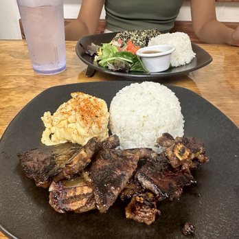 Oli's Kitchen - Kalbi - Breakfast & Brunch Near Me - Honolulu, Hawaii