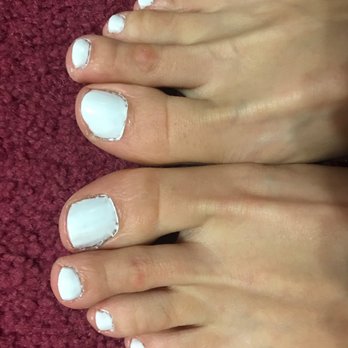 Tangles Salon & Spa - Sad looking gel pedicure :( - Nail Salons Near Me - Fort Wayne, Indiana Tangles Salon & Spa - Sad looking gel pedicure :( - Nail Salons Near Me - Fort Wayne, Indiana