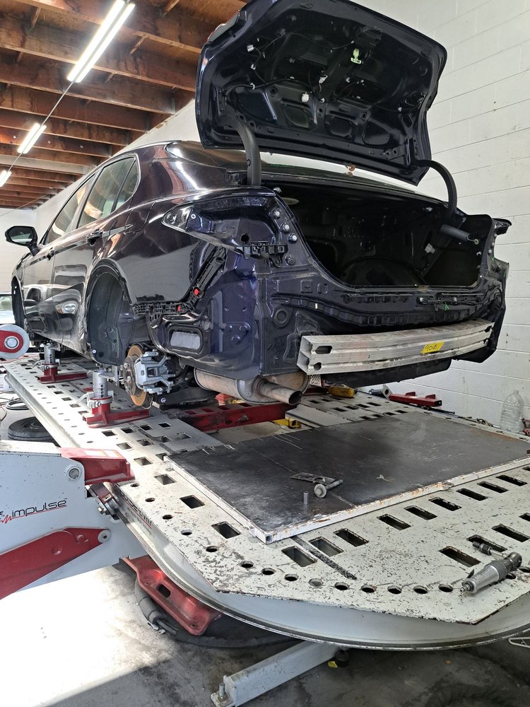 AUTO CLASS SOLUTIONS BODY SHOP 11 Photos 1141 San Mateo Ave, San