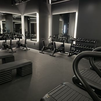 MVMT/MTHD - Cardio Room - Treads/Bikes/floor - Cardio Classes Near Me - Seattle, Washington MVMT/MTHD - Cardio Room - Treads/Bikes/floor - Cardio Classes Near Me - Seattle, Washington