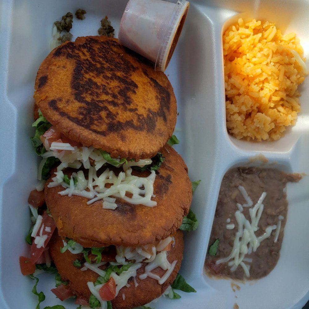 Grama Coco - Gorditas, rice, beans - Food Trucks Near Me - El Paso, Texas