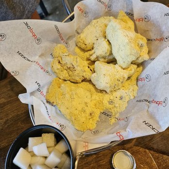 bb.q Chicken Bellaire - Cheeseling boneless 5/5 - Chicken Wings Near Me - Houston, Texas