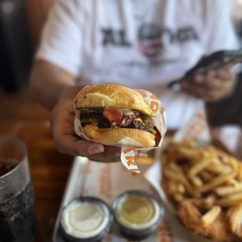 Double Standard - Hubs double dirty and the large frings. Huge we had left overs! - Burgers Near Me - Coronado, California Double Standard - Hubs double dirty and the large frings. Huge we had left overs! - Burgers Near Me - Coronado, California