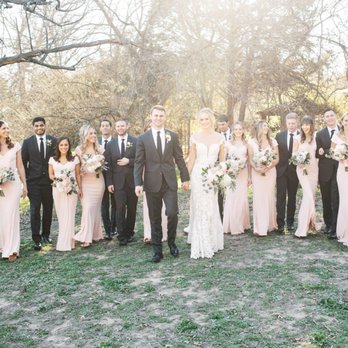 Avalon Legacy Ranch - Wedding party! Photography:   Henry Photography - Venues & Event Spaces Near Me - McKinney, Texas
