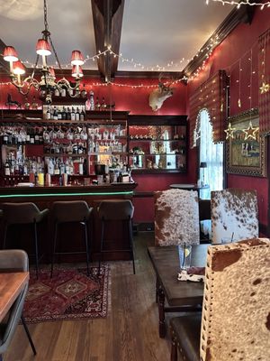 Lola's Farmhouse by null