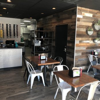 Napoli's Pizza Kitchen - Pizza Near Me - Van Nuys, California Napoli's Pizza Kitchen - Pizza Near Me - Van Nuys, California