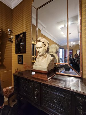 Maison de Victor Hugo by null