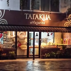 Tatakua - (Fachada)  Tatakúa significa "Horno" en guaraní, idioma nativo de Paraguay,  Brazil y Argentina.