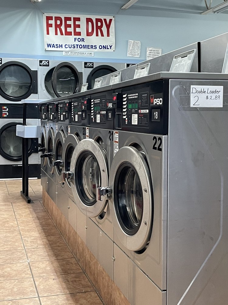 WASHNDRY Updated September 2024 13 Photos 205 North University