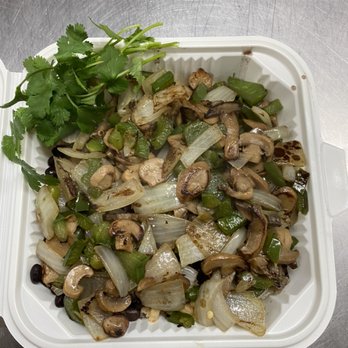 Cris Las Palmas - Grilled veggie - Seafood Near Me - Oakland, California