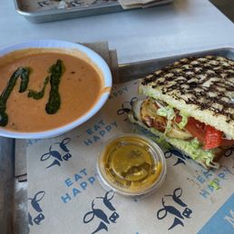 1/2 Turkey Avo Salsa Verde & tomato basil soup